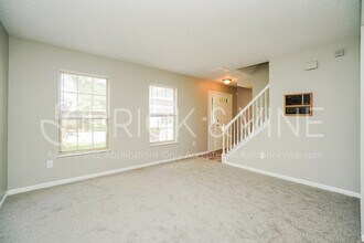 2722 Barrows Rd in Columbus, OH - Building Photo - Building Photo