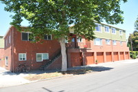 1800 Place Apartments in Portland, OR - Foto de edificio - Building Photo