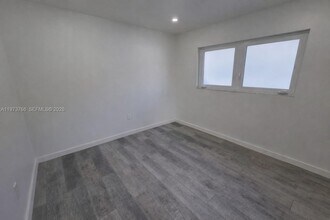 6624 W 22nd Ln in Hialeah, FL - Building Photo - Building Photo