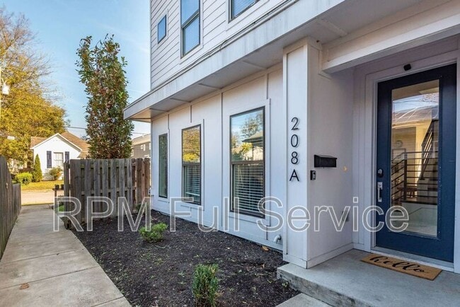 property at 208 Myrtle St