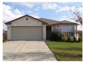 423 Paddington Dr in Kyle, TX - Building Photo