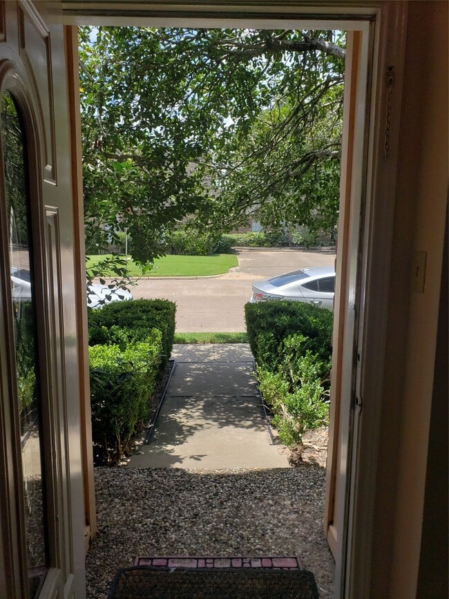 14333 Memorial Dr in Houston, TX - Building Photo - Building Photo