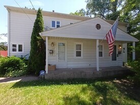 31437 Alcona Ct in Westland, MI - Building Photo