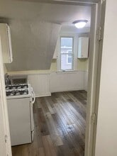 2219 W 103rd St in Cleveland, OH - Building Photo - Building Photo