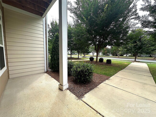 228 Overstone Ct in Fort Mill, SC - Building Photo - Building Photo