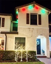 10598 West 33rd Ct in Hialeah, FL - Building Photo