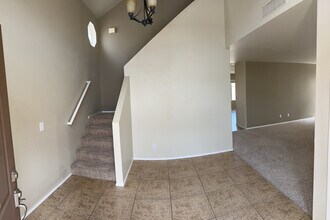 1652 Sand Canyon Dr in Las Vegas, NV - Building Photo - Building Photo