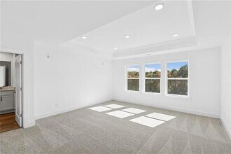 186 Redbud Rd in Canton, GA - Foto de edificio - Building Photo