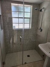 11455 SW 82nd Ave in Miami, FL - Foto de edificio - Building Photo