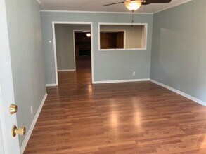 224 N Rowland Ave in Stephenville, TX - Building Photo - Building Photo