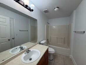 3089 Sawtooth Dr in Tallahassee, FL - Building Photo - Building Photo