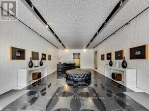 38 The Esplanade in Toronto, ON - Building Photo - Building Photo