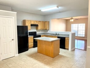 2714 Parkway Trail in Lithonia, GA - Building Photo - Building Photo