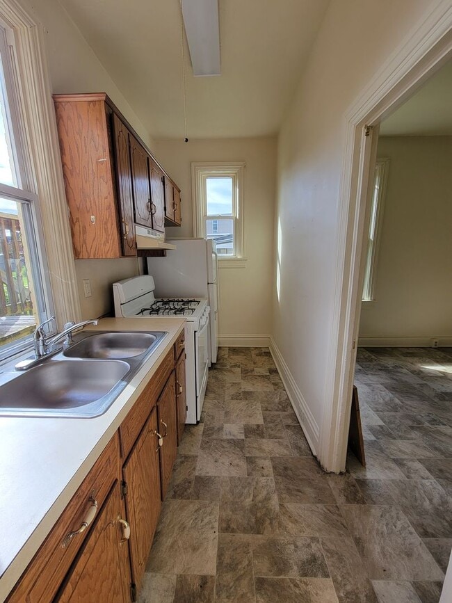252 Lincoln Way W in Chambersburg, PA - Building Photo - Building Photo