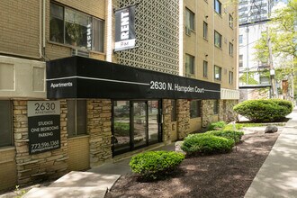 North Hampden Condominiums in Chicago, IL - Building Photo - Building Photo