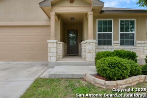 8732 Ironwood Hill in San Antonio, TX - Building Photo - Building Photo