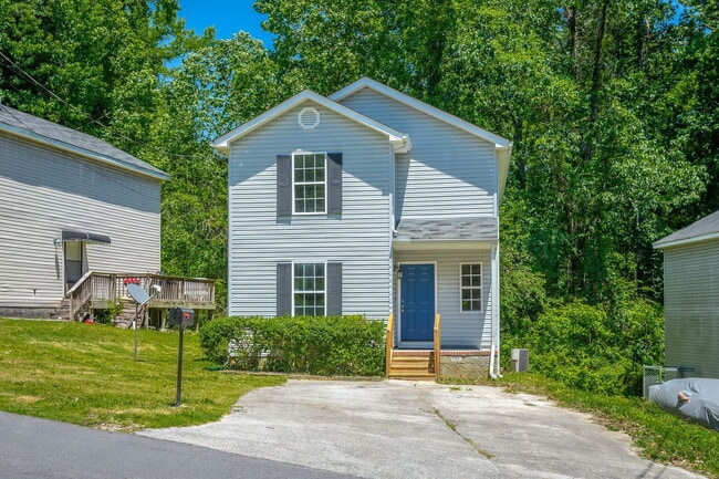 property at 1860 Greenwood Rd