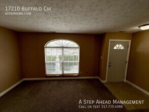 17210 Buffalo Cir in Westfield, IN - Building Photo - Building Photo