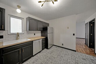 2323 U St, Unit #1 in Lincoln, NE - Building Photo - Building Photo