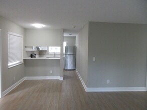 4065 NW 114th Ave in Coral Springs, FL - Building Photo - Building Photo