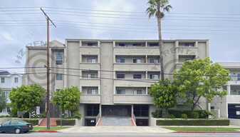 4651 Cahuenga Blvd Apartments