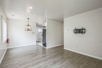 1106 Vinson St in Oxon Hill, MD - Building Photo - Building Photo