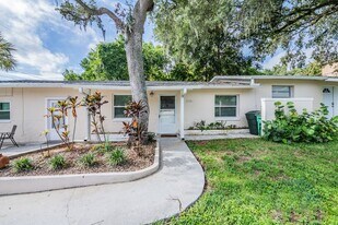 1158 7th St S in Safety Harbor, FL - Building Photo