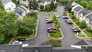 10142 Elgin Way in Bristow, VA - Building Photo - Building Photo