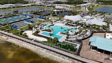 25569 Emerald Bnd Cir in Englewood, FL - Building Photo - Building Photo