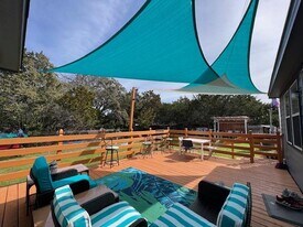 1104 Blueridge Dr in Canyon Lake, TX - Building Photo