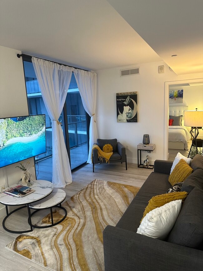 property at 121 NE 34th St