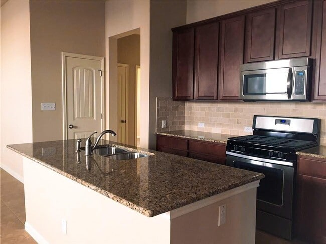 5621 Porano Cir in Round Rock, TX - Building Photo - Building Photo