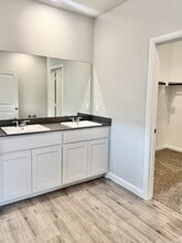 198 Bay Mdws Ln in Boyd, TX - Building Photo - Building Photo