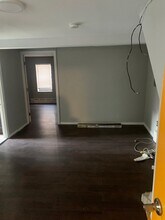 131 N Mole St, Unit 3F in Philadelphia, PA - Building Photo - Building Photo