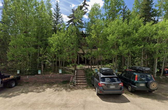 property at 232 Arapahoe Rd