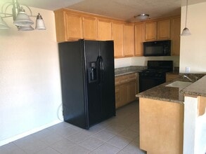 1202 Donax Ave in Imperial Beach, CA - Building Photo - Building Photo
