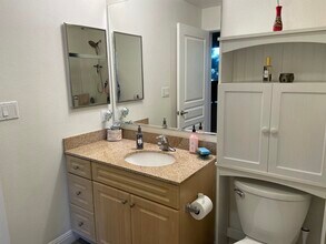 2312 Watermarke Pl, Unit 2312 in Irvine, CA - Building Photo - Building Photo