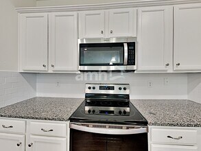 3025 Creek Village Ln in Green Cove Springs, FL - Building Photo - Building Photo