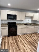 1261 Hammonds Mill Rd in Hedgesville, WV - Building Photo - Building Photo
