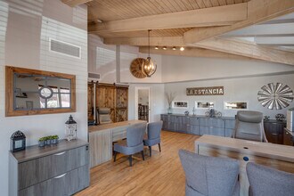 La Estancia Apartment Homes in Tempe, AZ - Foto de edificio - Lobby