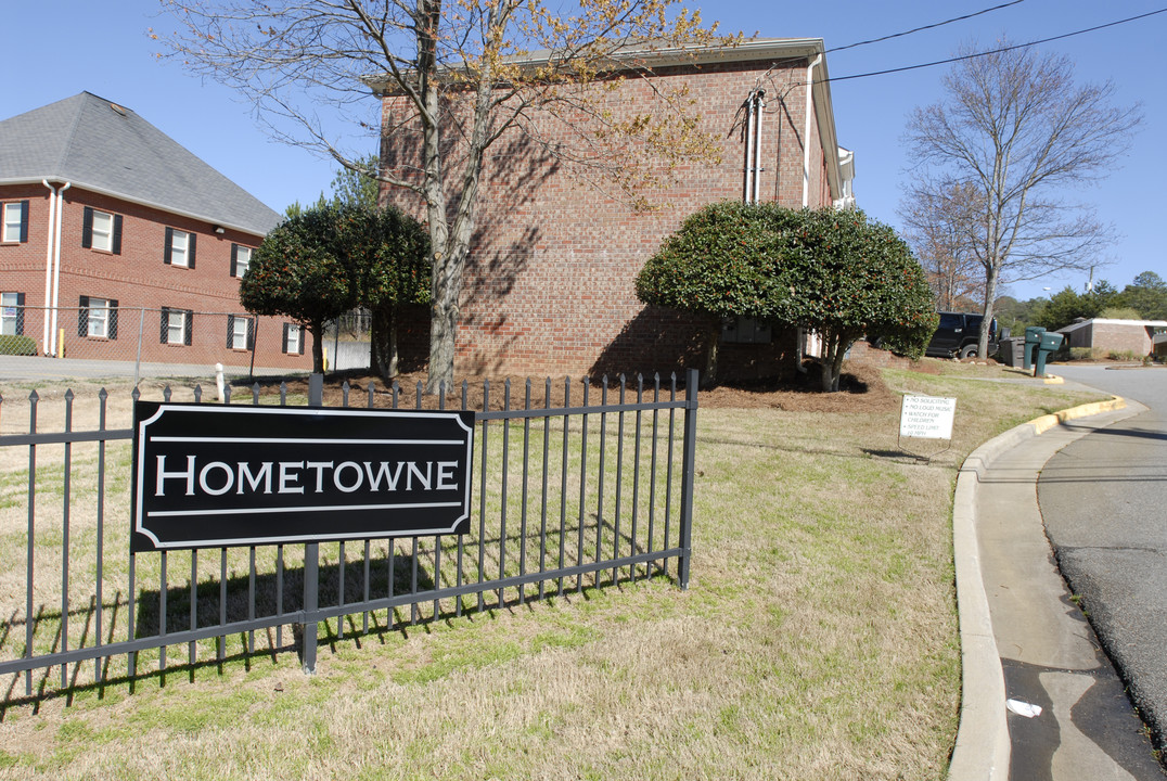 909 N Tennessee St in Cartersville, GA - Foto de edificio