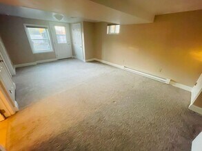 128 Forest Dr in Wethersfield, CT - Building Photo - Building Photo