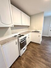 39 Mead St in Manchester, NH - Building Photo - Building Photo