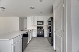 1441 Erie Dr in Sherman, TX - Building Photo - Building Photo