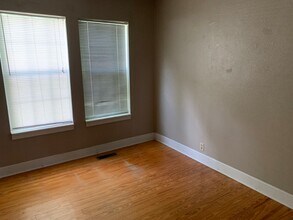 208 Valencia Dr in Tallahassee, FL - Building Photo - Building Photo