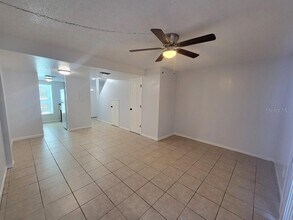 5122 E Temple Heights Rd in Tampa, FL - Building Photo - Building Photo