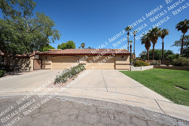 property at 636 N Cathy Ct