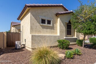 17996 W Redwood Ln in Goodyear, AZ - Building Photo - Building Photo