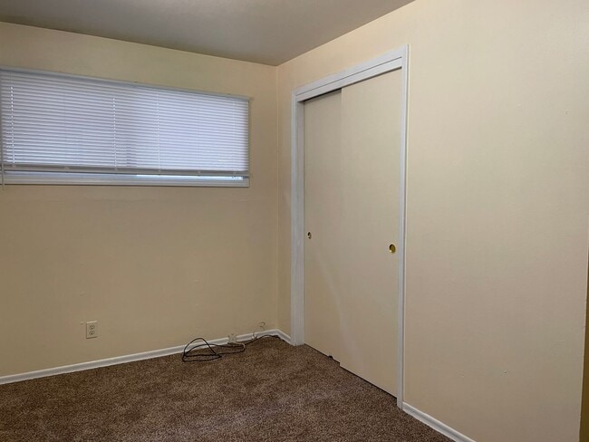 property at 6127 N Colton St