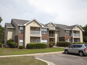 Raeford Green Apartments in Raeford, NC - Foto de edificio - Building Photo